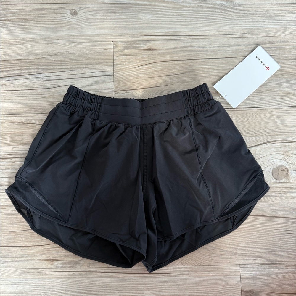 NWT Lululemon Hotty Hot Low Rise Short 4” Lined Size 6 Black LW7ARLT NEW Running - Picture 3 of 14